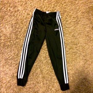 Adidas pants size 6t